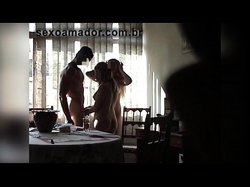 ❤️ Секс приятели канят гигантски мъж и тройка с него ❌ Анално видео в bg.ttsex.ru ️